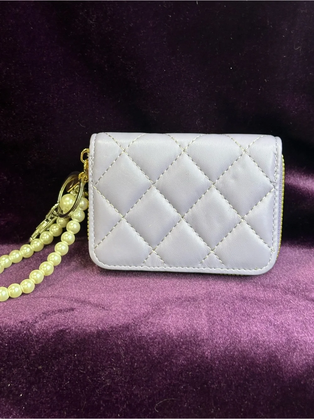 crystal Hello Kitty sparkle zip pouch + pearl wristlet 🐥